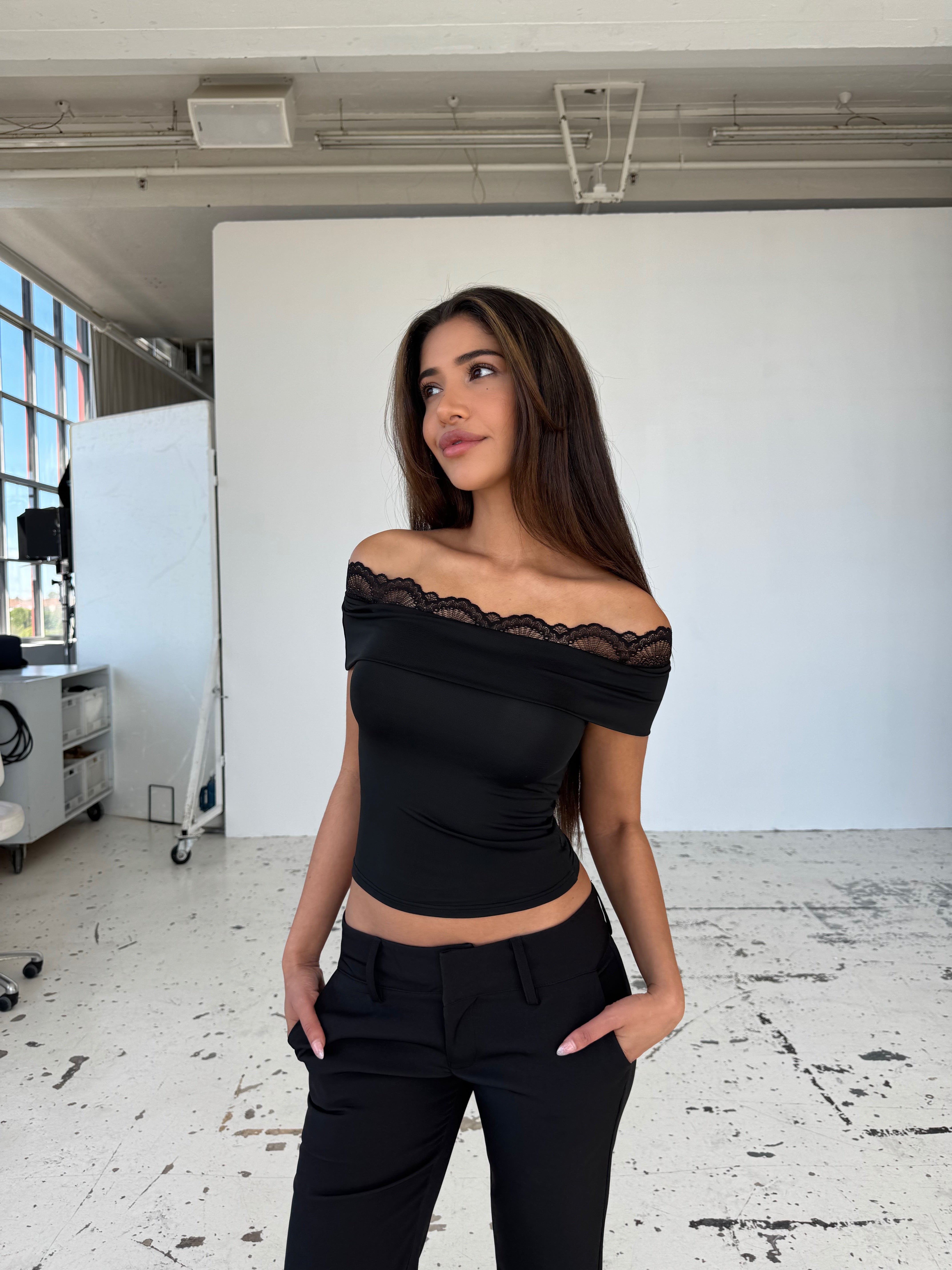LIORA | Lace Off-Shoulder Top