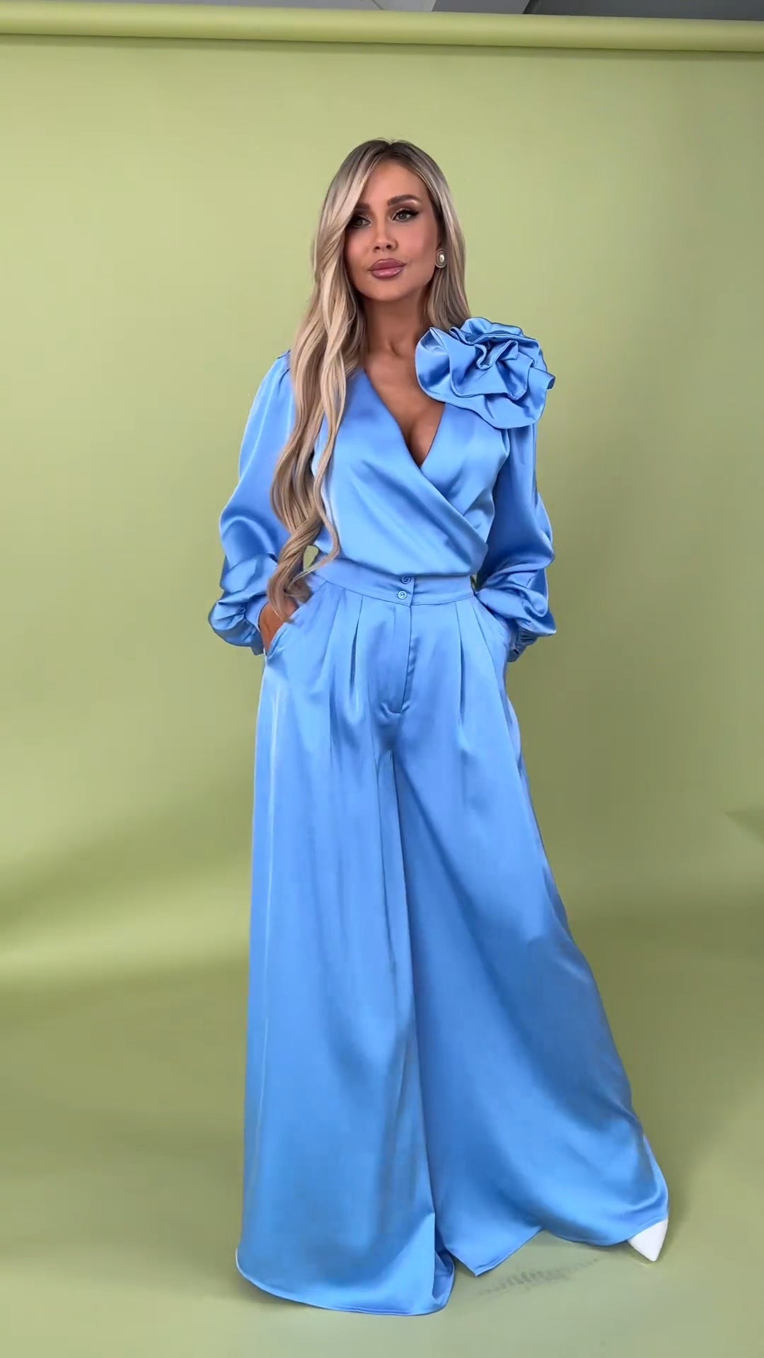 LUCY | Satin Elegant Flower Two-Piece Suit